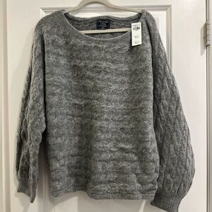 NWT Abercrombie & Finch Gray sweater XL